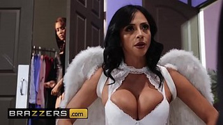 Sweet And Mean - (Ariella Ferrera, Isis Love) - MILF Witches Part one - Brazzers