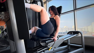 Fuck In Gym !!! Personal Trainer Stretch My Wet Vagina And Rammed So Fast , No 1 Has Seen Us Yet