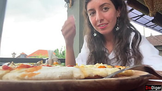Walking with jizz on face in cafe - Lady eats pizza and licks sperm - Cumwalk