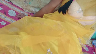Indian newly wifey make honeymoon with man after marriage, Indian xxx sex tape of sexy lovers, Indian virgin
