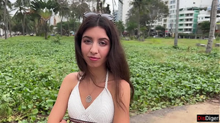 Public Pickup a cutie at a construction site - Treated her to lobster and slammed her hard in a hotel room