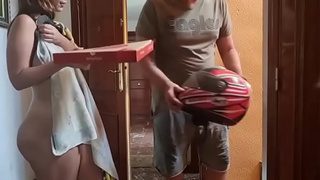 delivery husband rides humongous bum housewife