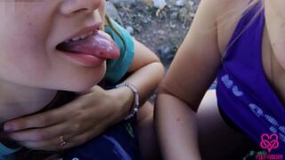 A walk in the mountains turned into a bj with 2 hoes