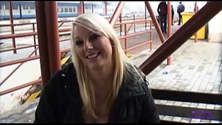 A fresh blonde in exchange for money gets touched and buggered in an underpass